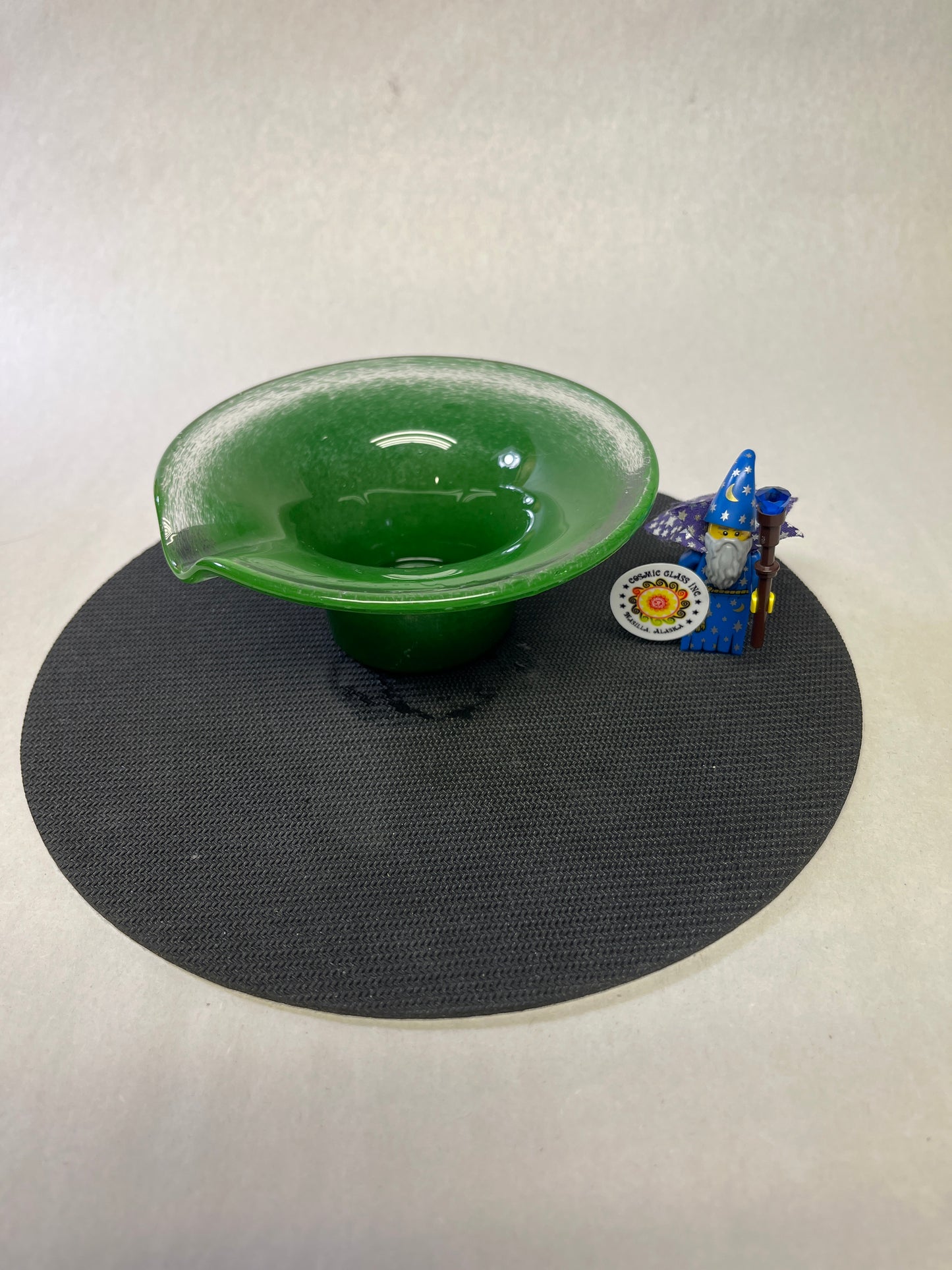 Cosmic Glass Cigar Station