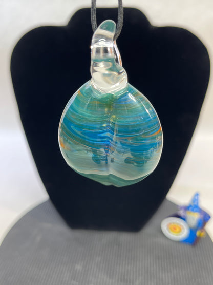 Tounge Pendant