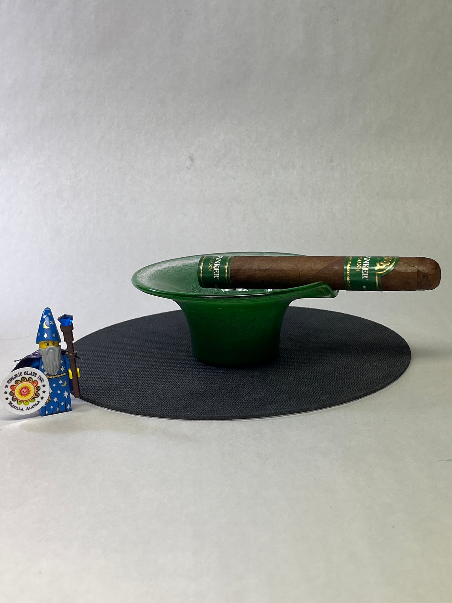 Cosmic Glass Cigar Station
