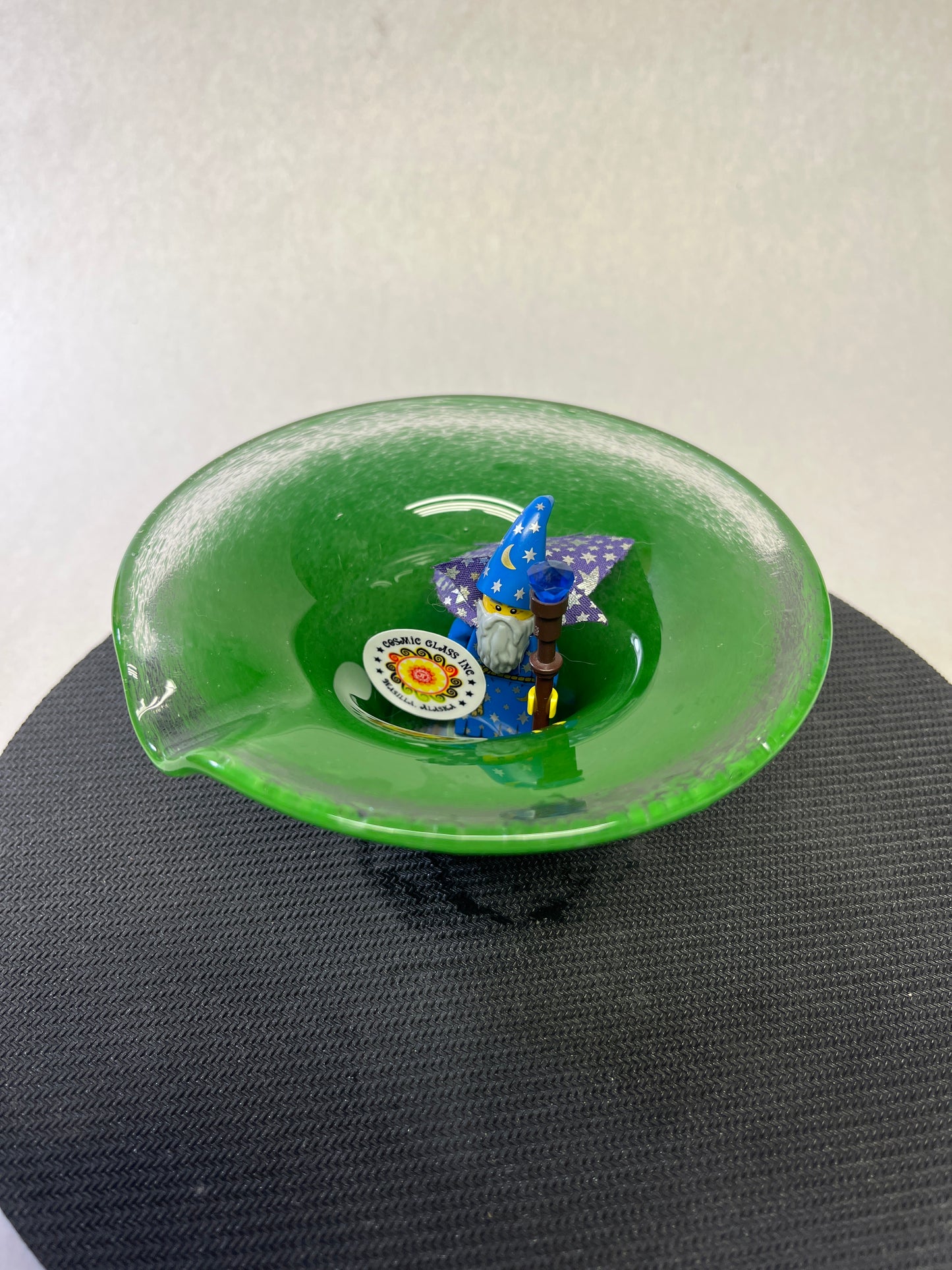 Cosmic Glass Cigar Station