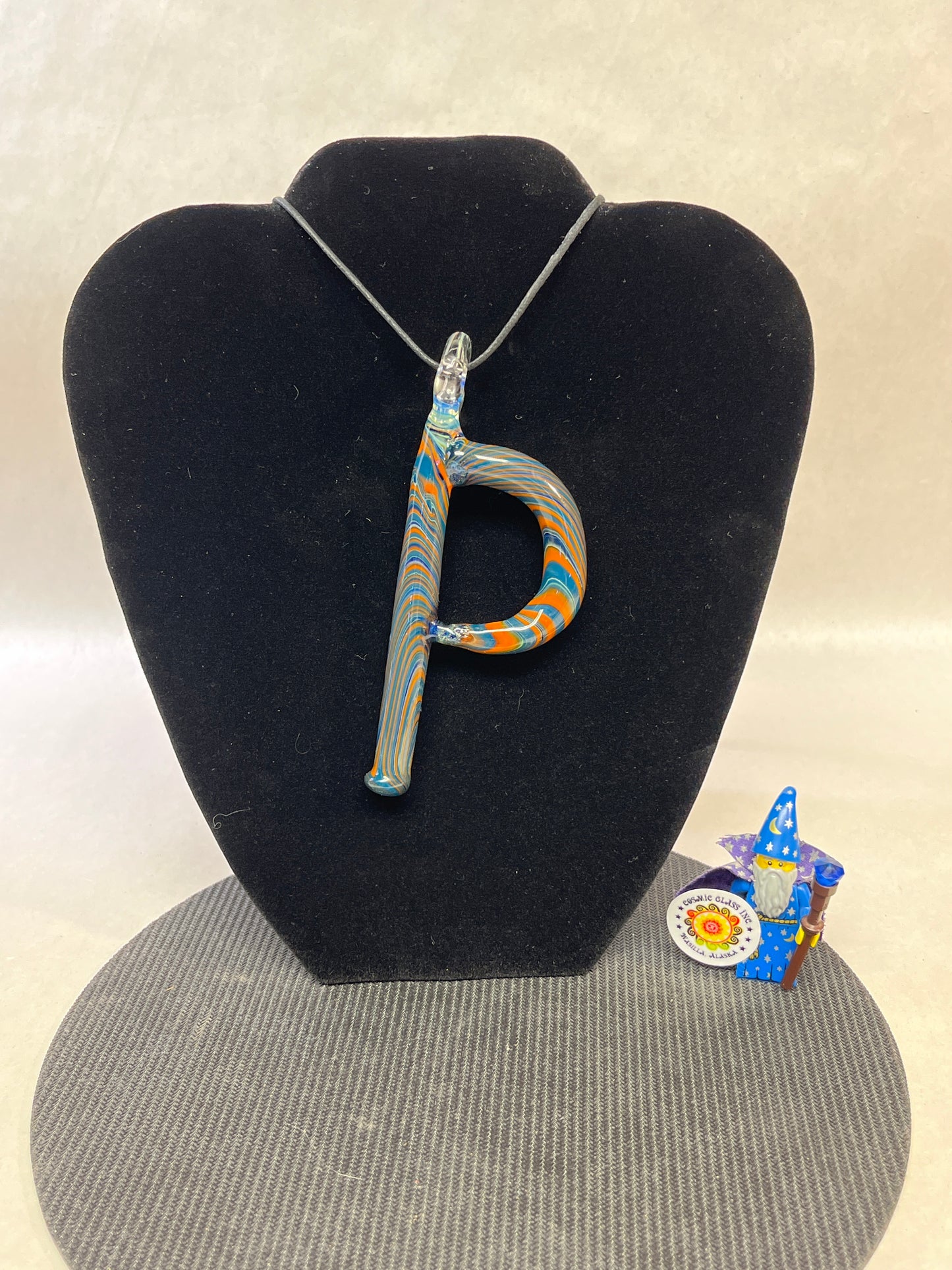 P Pendant