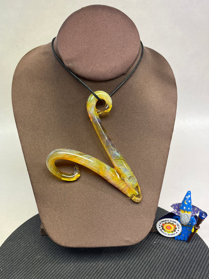 V Pendant